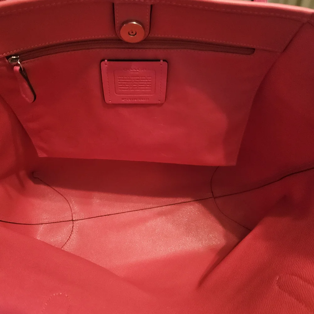 Coach City Tote White and Pink Popsicle Tote Bag - Picture 5 of 13